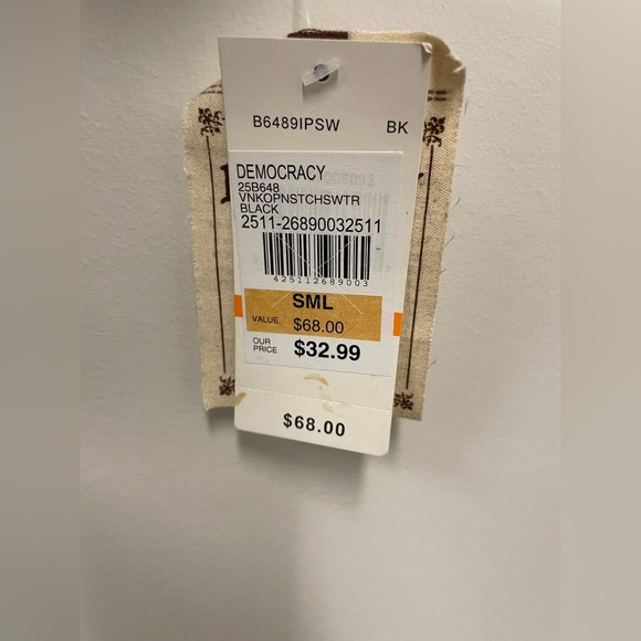 Democracy Women’s Poncho V-Neck Boho Print Pullover Sweater. Size - Small - Picture 6 of 6